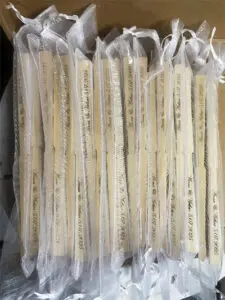 Éventails en bois